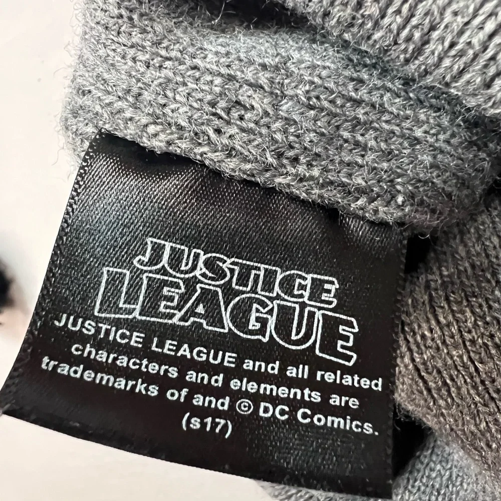 Toddler Hats Lot (Ages‎ 2–4) – Nike Knit Winter Hat & DC Comics Beanie